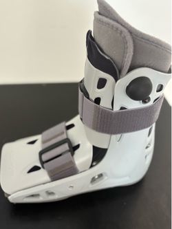 Aircast Brace/Walking Boot