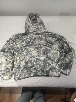 Akimbo x Realtree hoodie