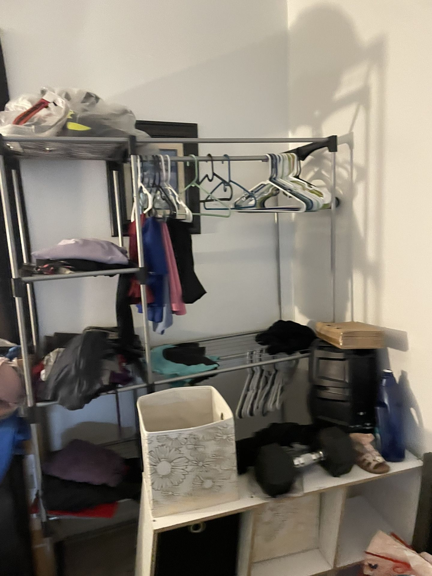 Closet Assemble