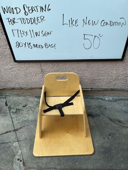 Wooden Toddler Booster Seat with Safety Strap