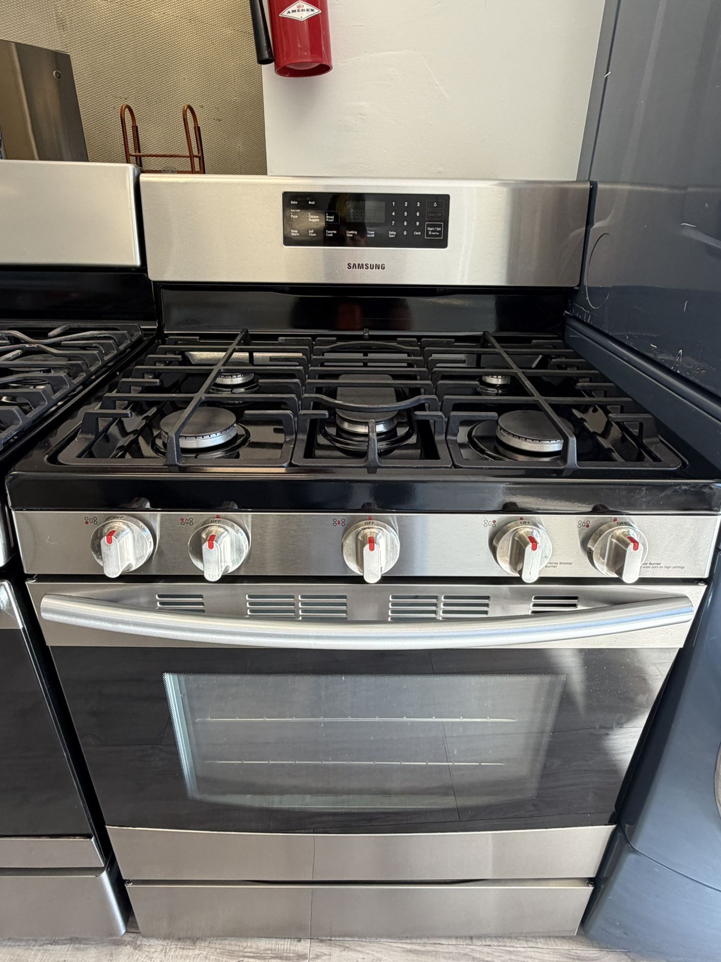 Samsung 5 Burner Gas Stove