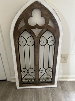 Wooden Antique Style Window Frame