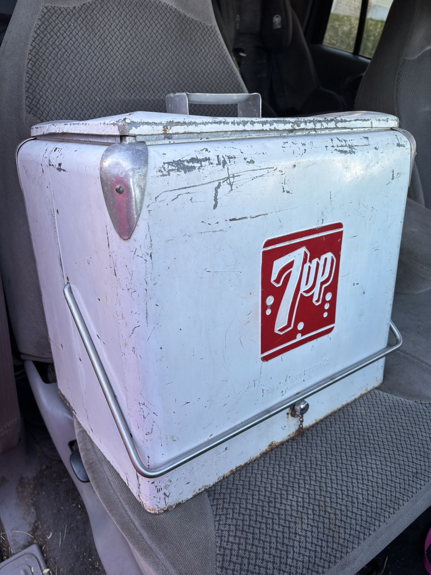 7 Up Antique Ice Chest
