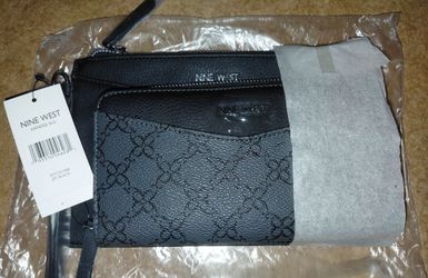 Nine West Zippered Wallet and Wristlet/Clutch Bag Set