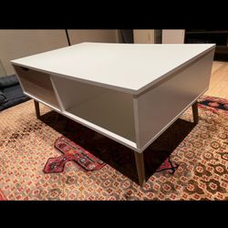 White Coffee Table With Storage Drawer
