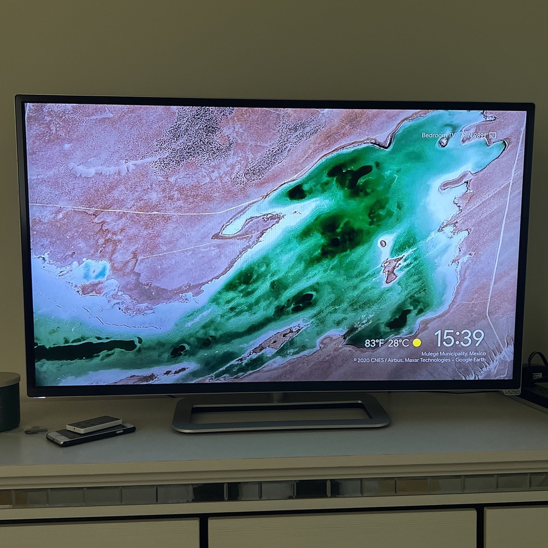VIZIO 40" Class Smart LED-LCD TV (M401i-A3)