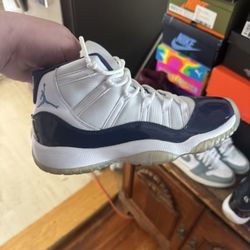 Jordan 11 Win Like 86 Size 7y
