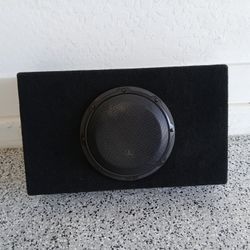 JL Audio 8W3V3-4  Subwoofer In Ported Enclosure 