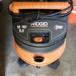 Rigid 16 gal Vacuum