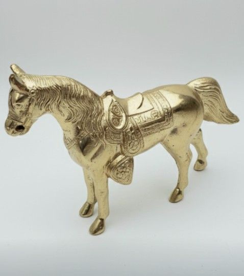 VINTAGE METAL GOLD COLORED HORSE STATUE WESTERN 1940’s or 1950s.