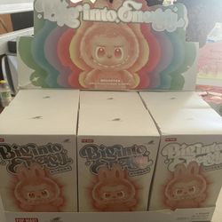 Labubus  Real, authentic         4 LEFT