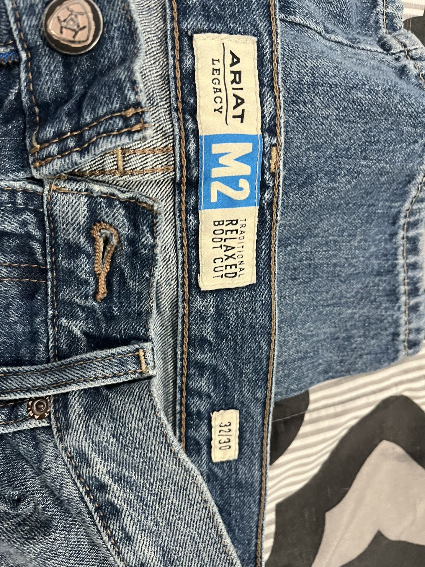 Ariat M2 Relaxed Bootcut Jeans 32x30