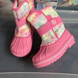 Snow Boots