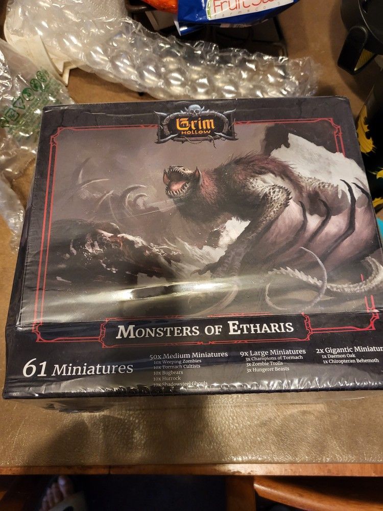 Grim Hollow Miniatures,All Products : American Fashion Style Bags On Sale