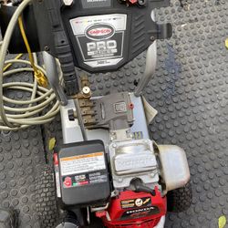Used Once SIMPSON 3400 Psi Pressure Washer Honda Engine 