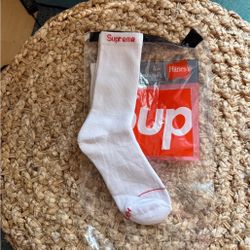 Supreme Socks