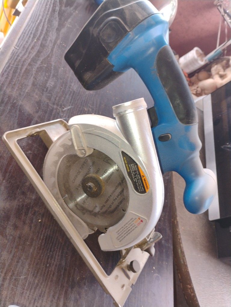 Battery Hand Saw
