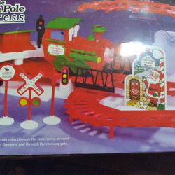 The North Pole Express Train Play Set