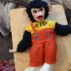 Zip Stuffie