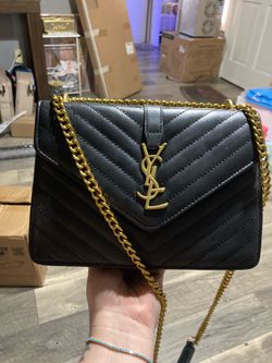 Crossbody bag