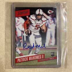 Patrick Mahomes Rookie Auto