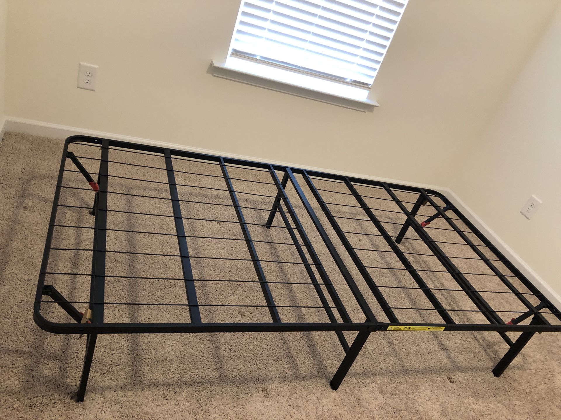 Foldable and Portable Twin Metal Bed Frame for Sale