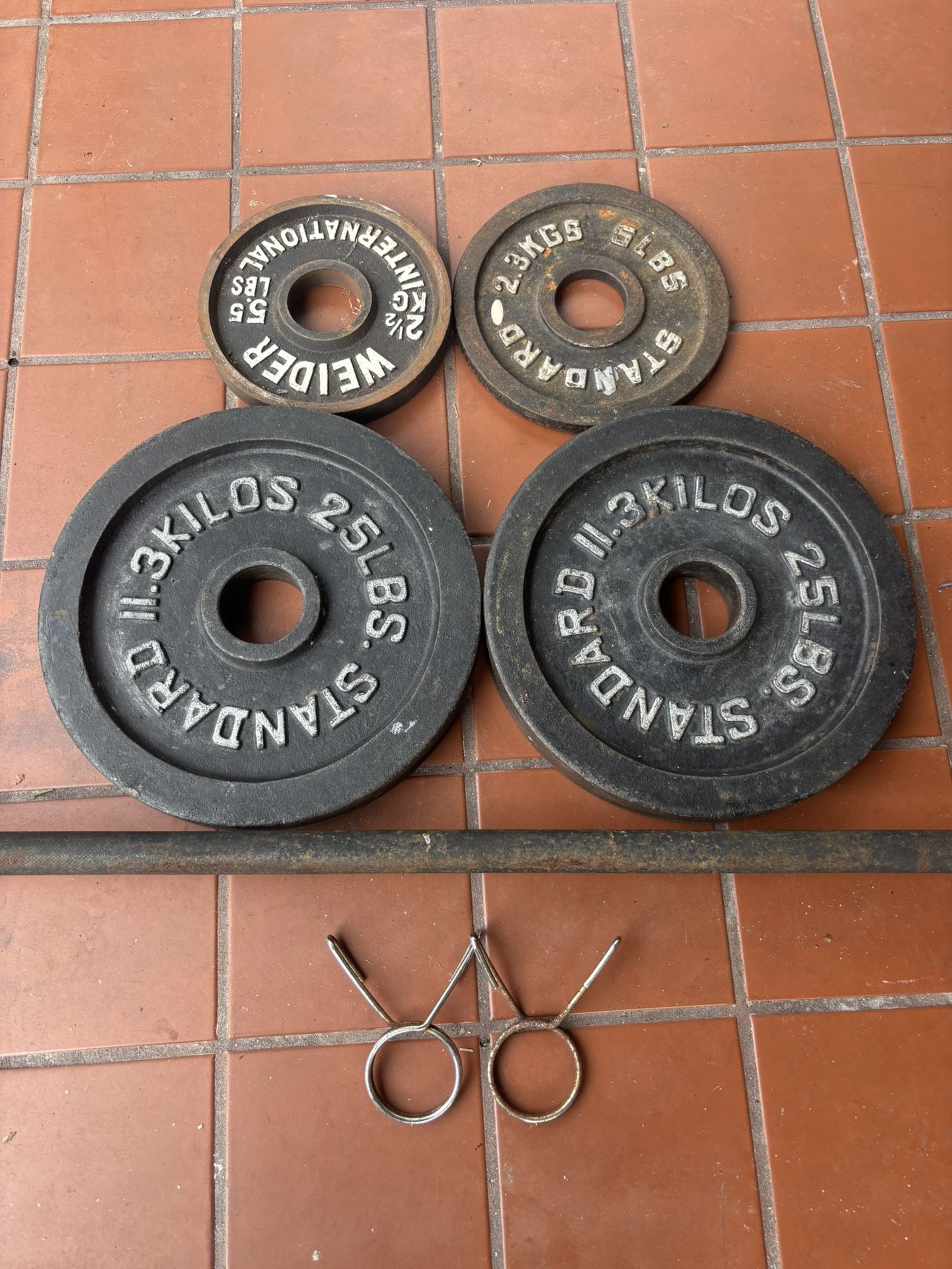 Weight Set with 5ft Bar (60LBs)