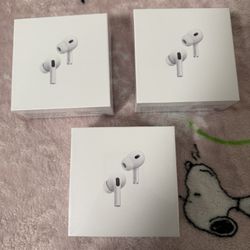 AirPods Pro (2nd gen) with Active Noise Cancellation