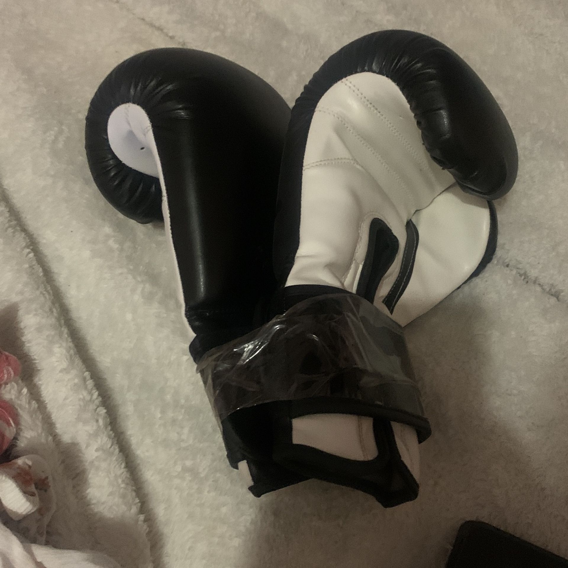 Boxing gloves