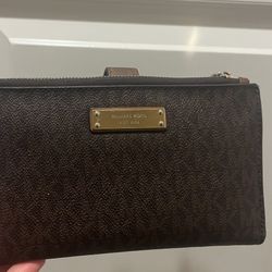 Michael Kors wallet