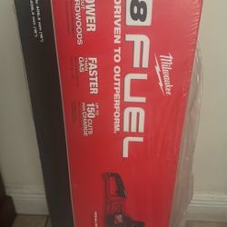 Milwaukee Electric Chainsaw