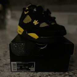Air Jordan 4 Retros