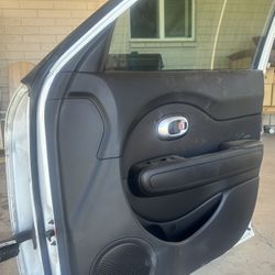 2016 KIA Soul Passengers Door
