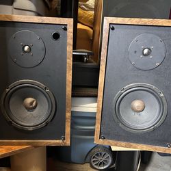 Infinity model 1500 speakers