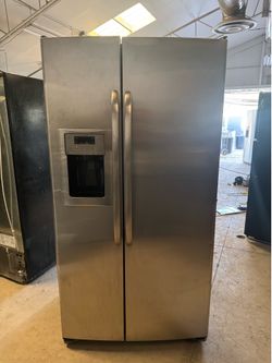 GE REFRIGERATOR