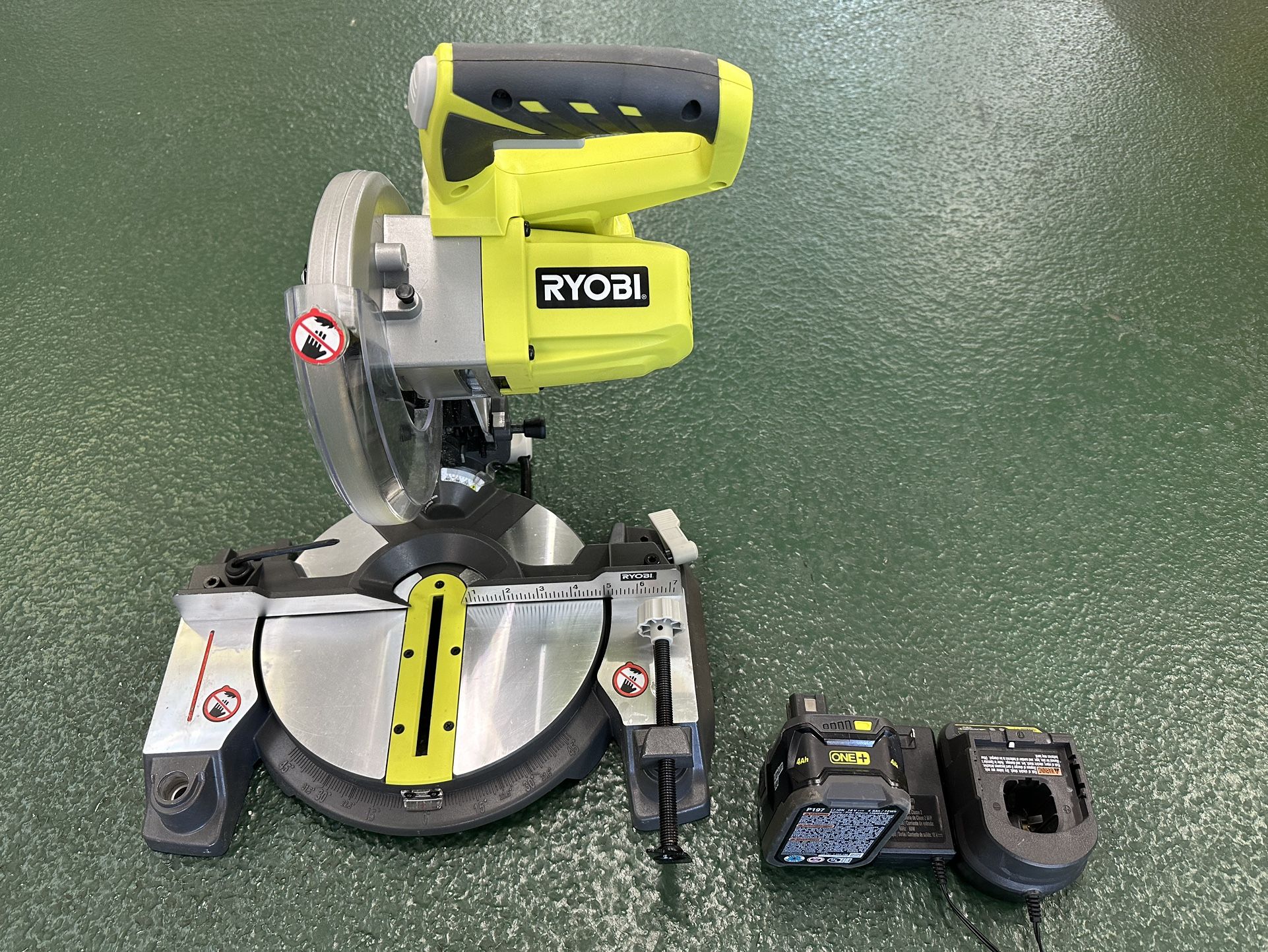 Ryobi P551 18V ONE Cordless 7 1 4 in. Compound Miter Saw 4Ah Kit for Sale in Peabody MA OfferUp
