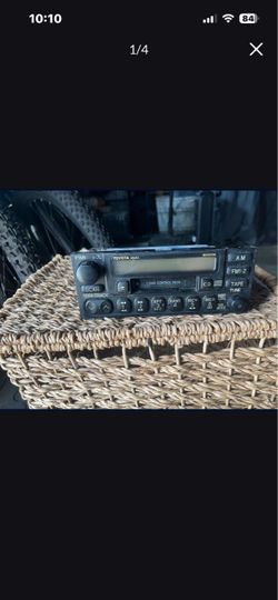 2001 tacoma radio