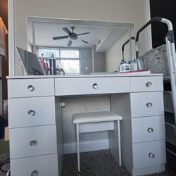 43’” Makeup Vanity Desk Set With Power Outlet. LED Lighted Mirror, Stool & 9 Drawers 