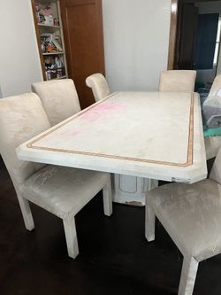 Dining Table & Chairs
