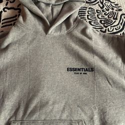 Essentiall Sweater 