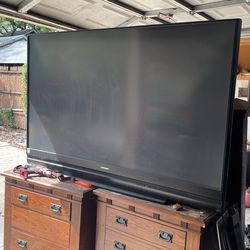 Mitsubishi Tv 73”