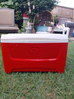 Igloo cooler