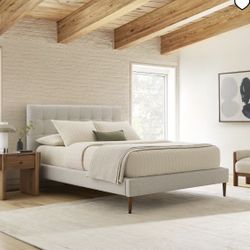 🚀‼️🛏️WEST ELM Emmett Tufted Bed - Wood Legs 