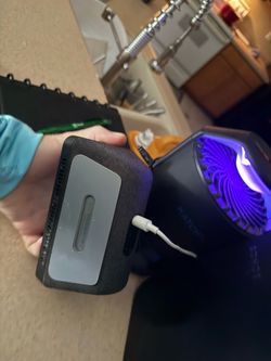 Amazon ech show and two dots