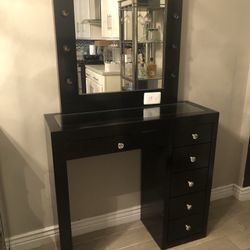 Vanity Desk With Mirror     