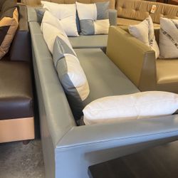 Brand new gray sectional, grab and go $800