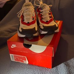 Nike Air Max 270 React Bauhaus 