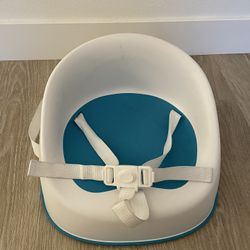 Prince Lionhart Squish Booster Seat