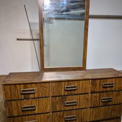 Vintage Mid-Century Modern 9- dresser with Mirror