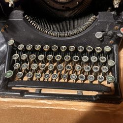 1900 ,,,  Typewriter For Sale